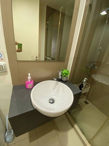 Bathroom 2, 2 Bed Room High Floor Sea View Unit, Pattaya