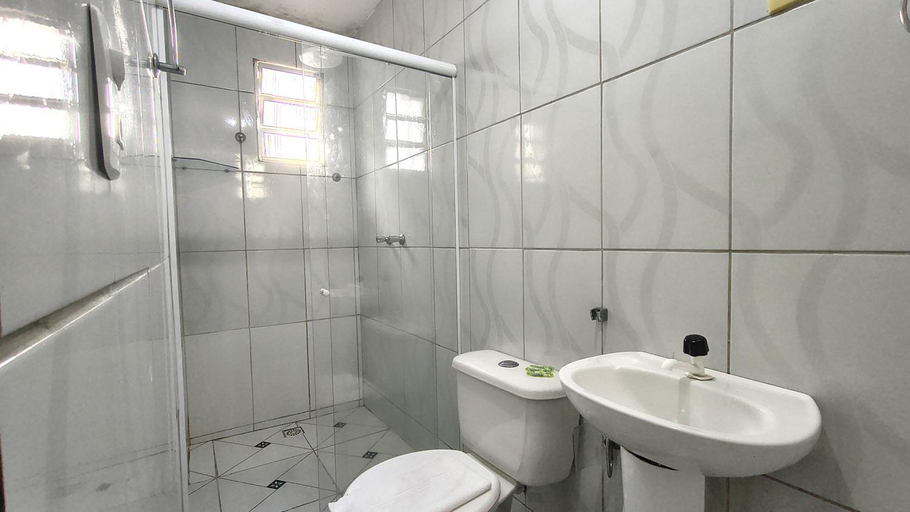 Bathroom 5, Hotel Silveira, Guarapari
