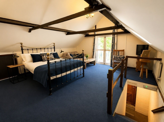 Bedroom 4, The George and Dragon Inn, Suffolk