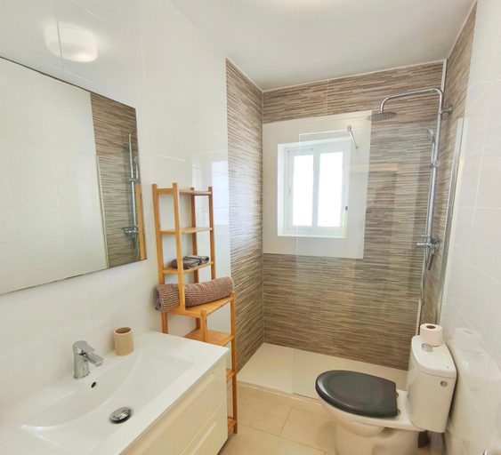 Bathroom 2, Carabeillo Seaview Apartment, Málaga