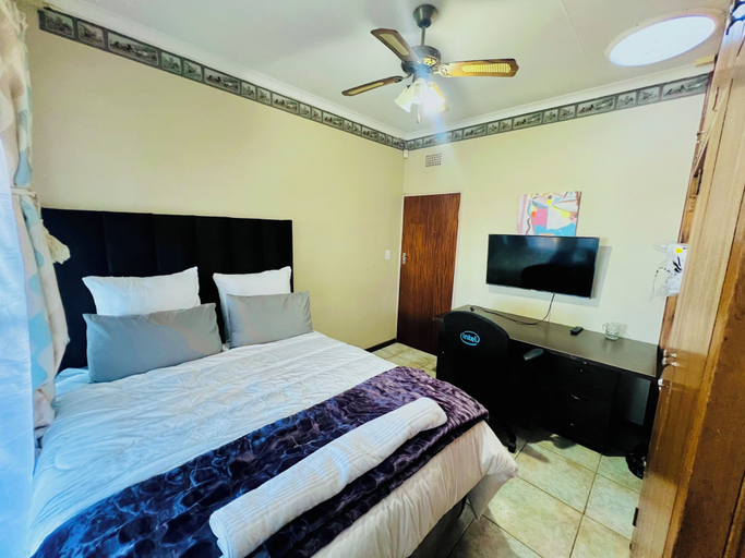 Others 2, Room-honeyhills Excellence Resorts C, City of Johannesburg