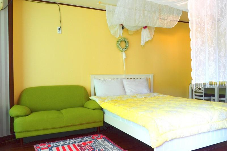 Bedroom, Taean Muse Pension, Taean