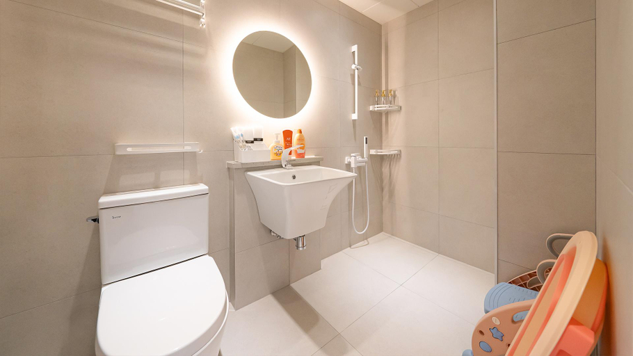 Bathroom 3, Gyeongju S5 Kids Pool Villa, Gyeongju
