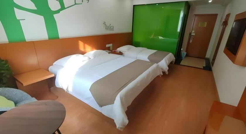 Bedroom 5, Vatica HeFei Baishuiba BHG Hotel, Hefei