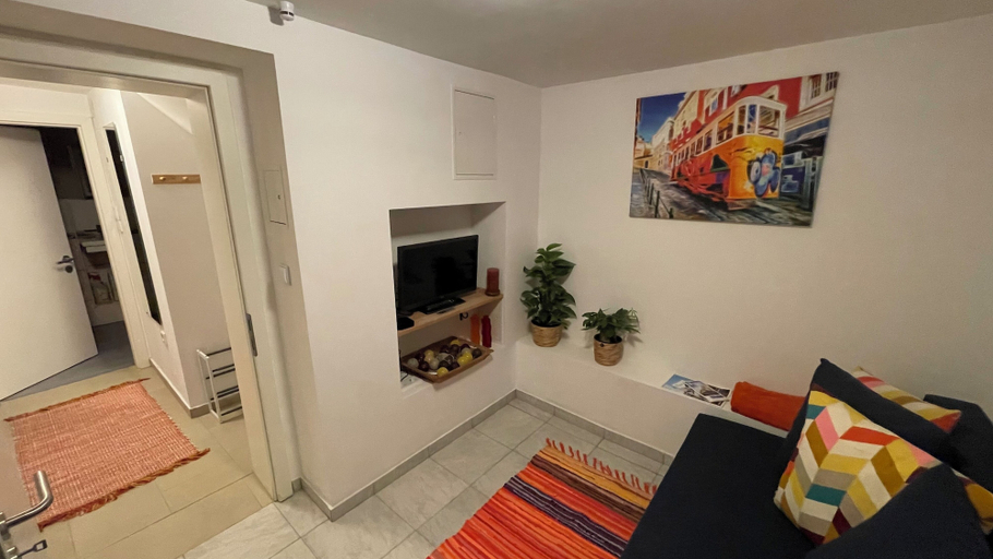 Others 4, Cozy furnished basement apartment, Region Hannover