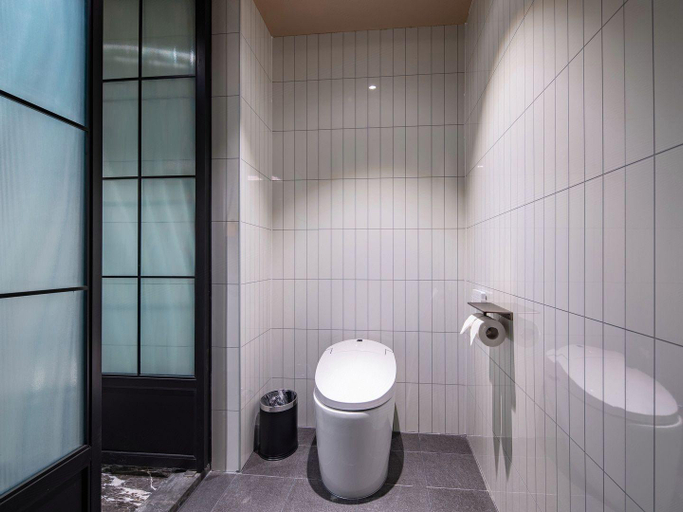 Bathroom 3, Orange Hotel Chengdu Kuanzhai Alley, Chengdu