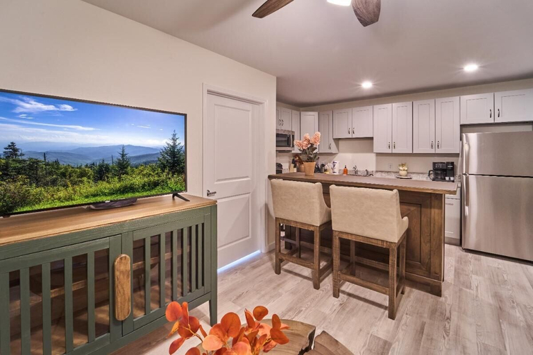 Private kitchen 4, The Ruby 312, Sevier