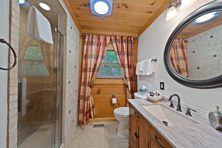 Interior 5, Little Heaven - one Level! hot Tub, Multi Games, Pets Allowed, Sugar Mountain, Avery