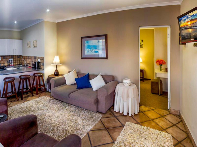Others 3, Room-luxury Room, Double Bed and Sleeper, Nelson Mandela Bay