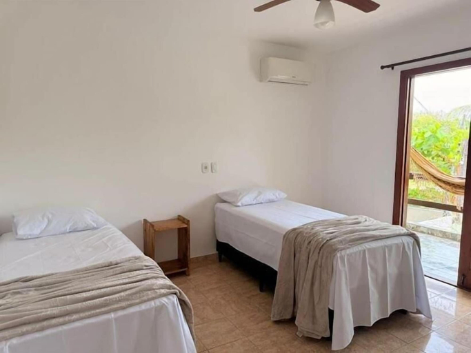 Room 4, CASA 4 QUARTOS, Porto Seguro