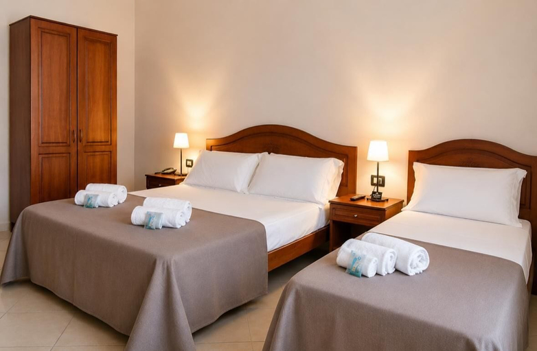 Bedroom 4, Hotel Futuro, Caserta