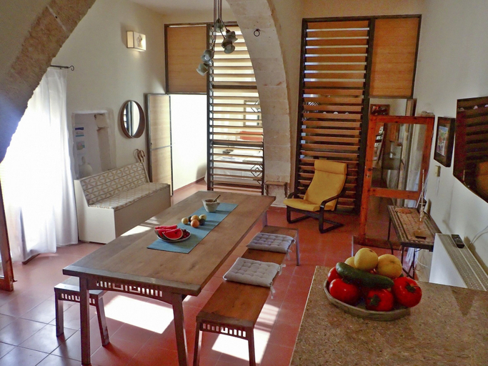 Others 4, 2 Apartments Sharing Garden and Pool, Crete