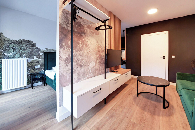 Room 5, RentPlanet - Studio Dmowskiego, Środa Śląska