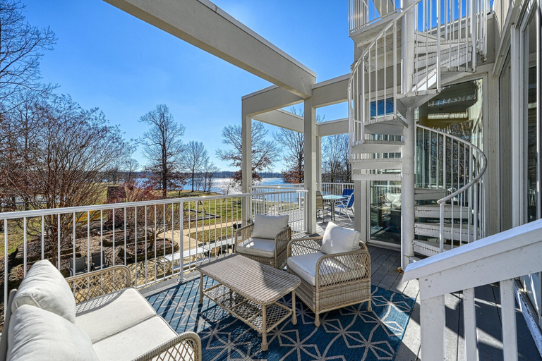 View from room 2, Beautiful Private Lakefront Property With Amenities & Activities Galore!, Louisa