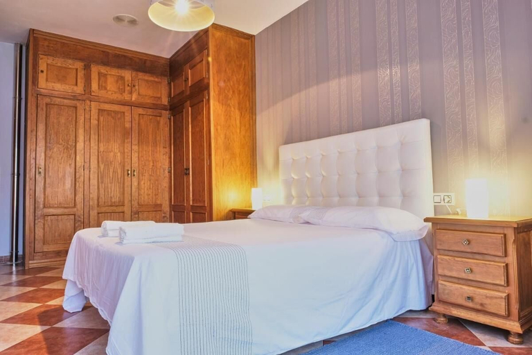 Room 2, La Reconquista, Despeñaperros, Jaén