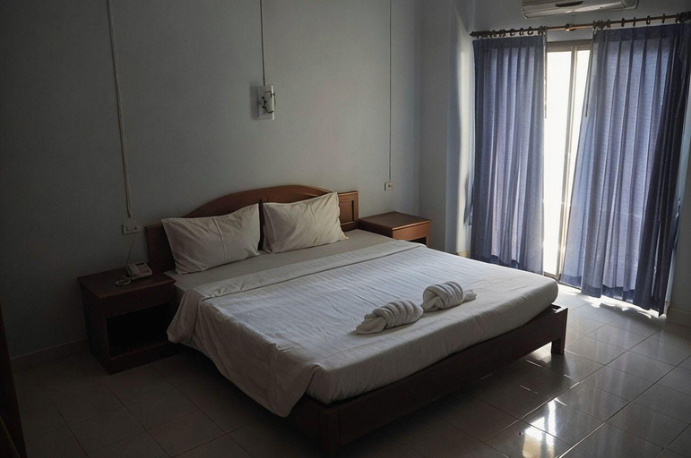 Bedroom 3, Ritzy House Hotel, Muang Chumphon