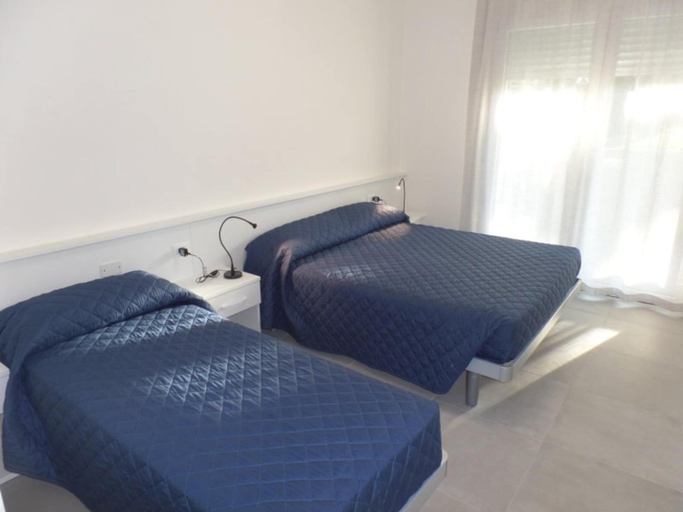 Room 2, Resort Style Stay With Whirpool, Venezia