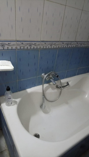 Bathroom 2, 2km from the beach in Dar Allouche, Klibia, Nabeul, Hammam Ghezaz