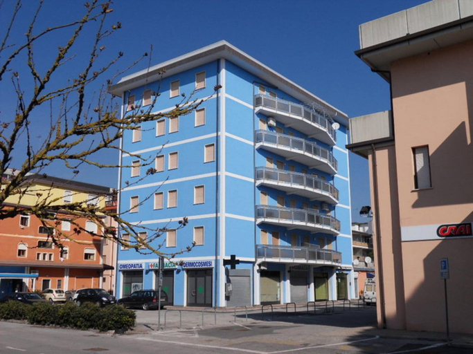 Primary image