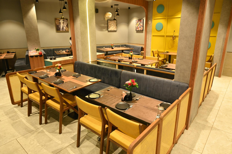Dining 3, Hotel Minaxi Palace, Jalor