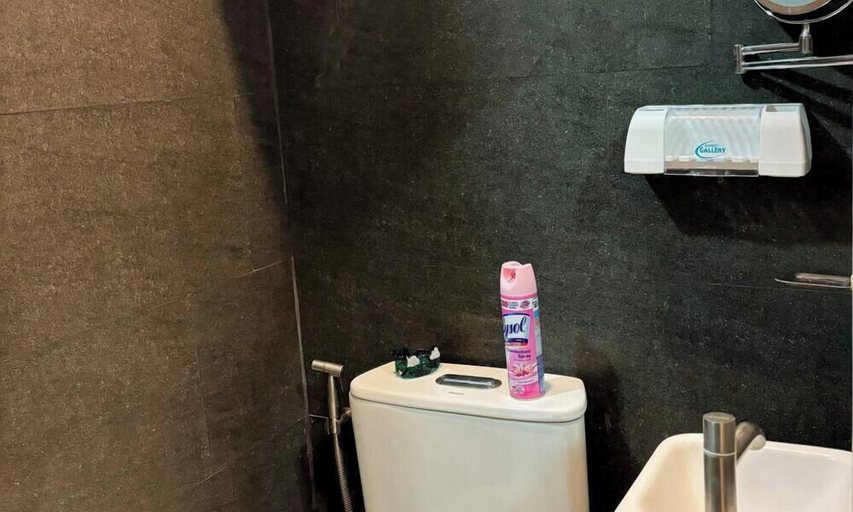 Bathroom 3, Cozy Pet-friendly Studio Condo in Cagayan de Oro, Cagayan de Oro City