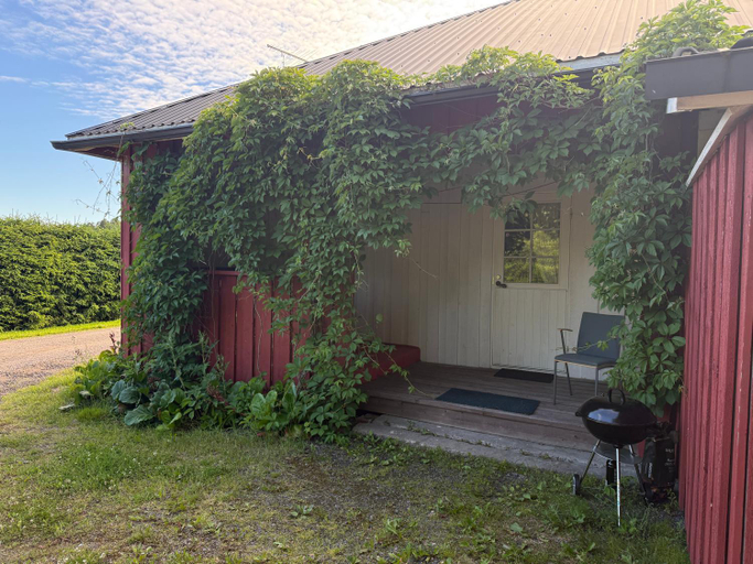 5, Huone-Room, Finland Proper