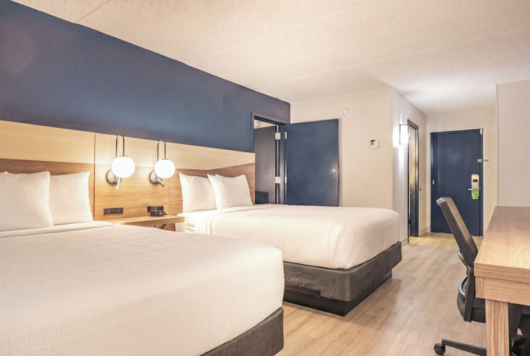 Bedroom 3, La Quinta Inn & Suites by Wyndham Danbury, Fairfield