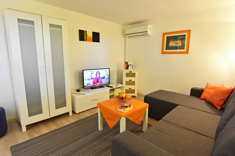Living room 2, Holiday Garden Retreat, Umag