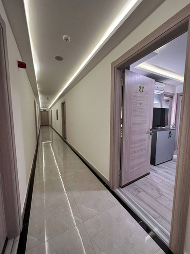 Interior 5, Privet Apartment 37 for Three Near Downtown Kh&sh, Amman