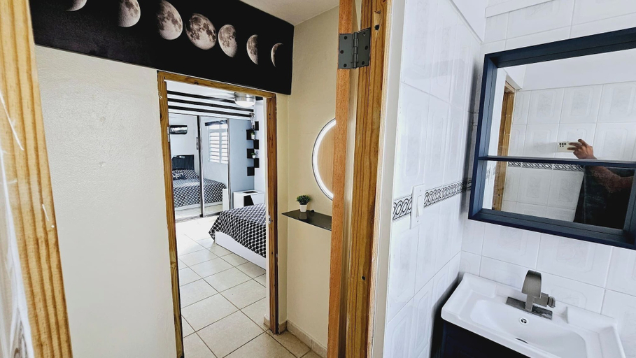 Room 5, Cozy and Modern Apartment Black & White With Jacuzzi on Terrace