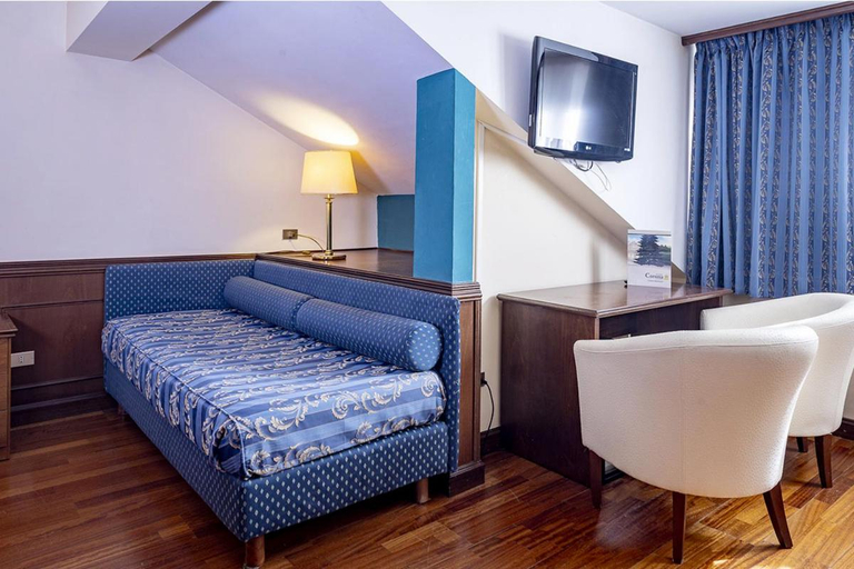 Bedroom, Hotel Corona & Spa , adults-only hotel 14 plus, L'Aquila