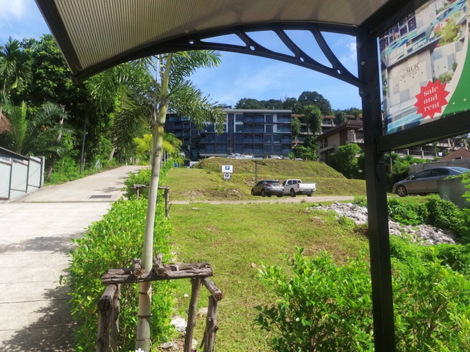 Property grounds 4, Silk Ao Nang Condominium, Mueang Krabi