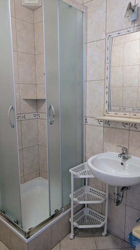 Bathroom 3, Roza Wiatrow, Słupsk