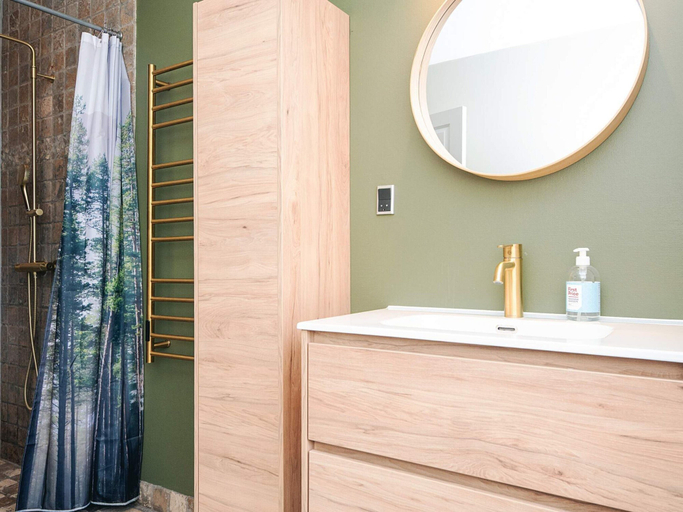 Bathroom 3, 4 Star Holiday Home in Romo, Tønder