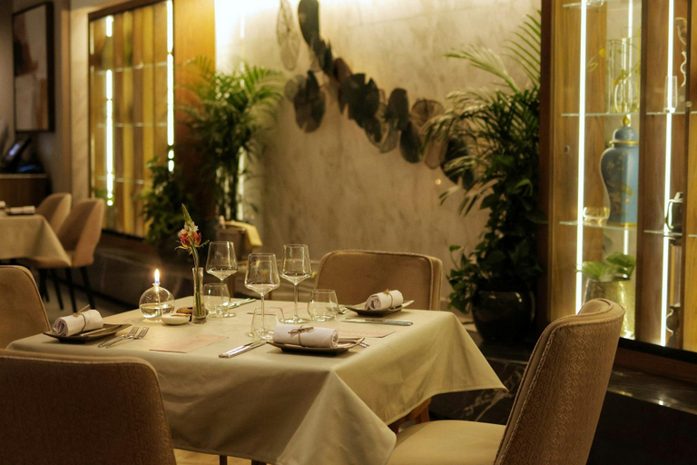 Food & Drinks 5, The Houghton Skyline, City of Johannesburg