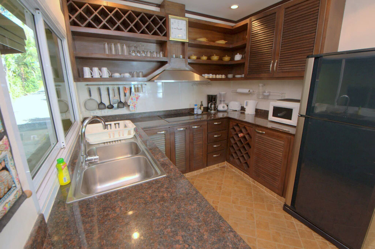 Interior 4, Beachfront Oasis With Private Pool and Jacuzzi on Samui's Bang Por Beach, Ko Samui