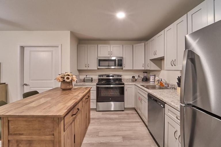 Private kitchen 3, The Ruby 111, Sevier