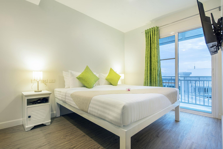 Bedroom 5, The Shade Residence, Pattaya