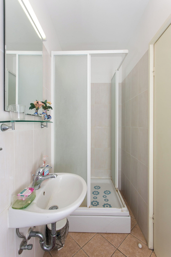 Bathroom, Room-the Most Beautiful Position in Zato, Pojezerje