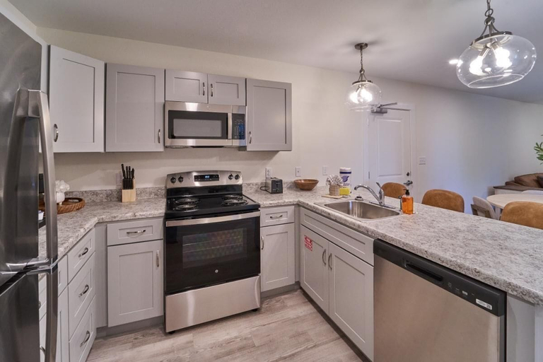 Private kitchen 2, The Ruby 301, Sevier
