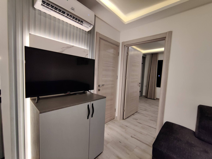 Interior 3, 45m Luxury Room Royal View Near all Services, Amman