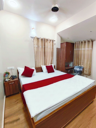 Room 2, Serenitysteay, Varanasi