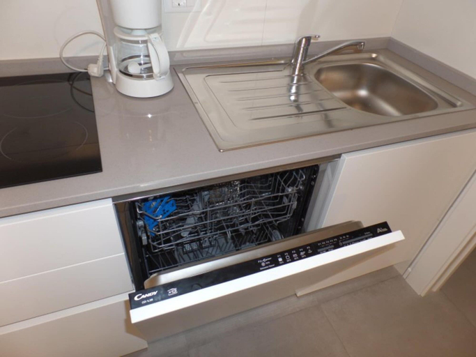 Private kitchen, Resort Style Stay With Whirpool, Venezia