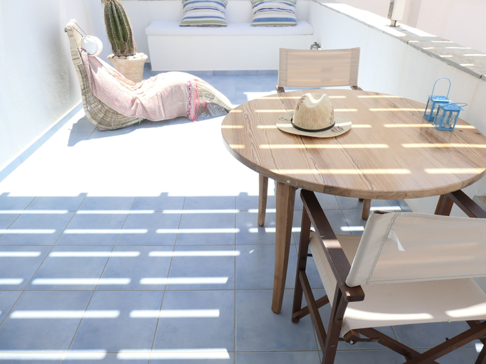 Others 5, Innaxos City Central Studio, South Aegean