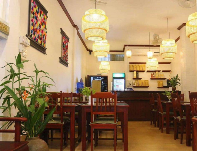 Food & Drinks 4, Sanga Hostel, Pakxe