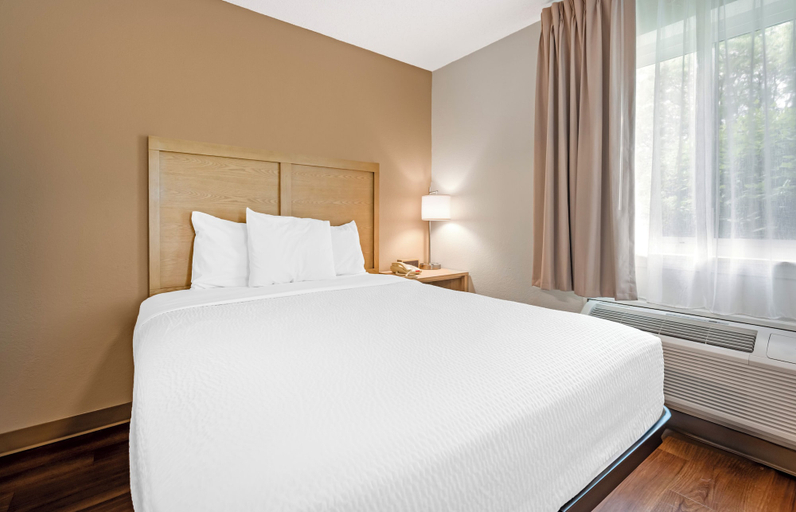 Bedroom 3, Extended Stay America Suites Dayton Fairborn, Greene