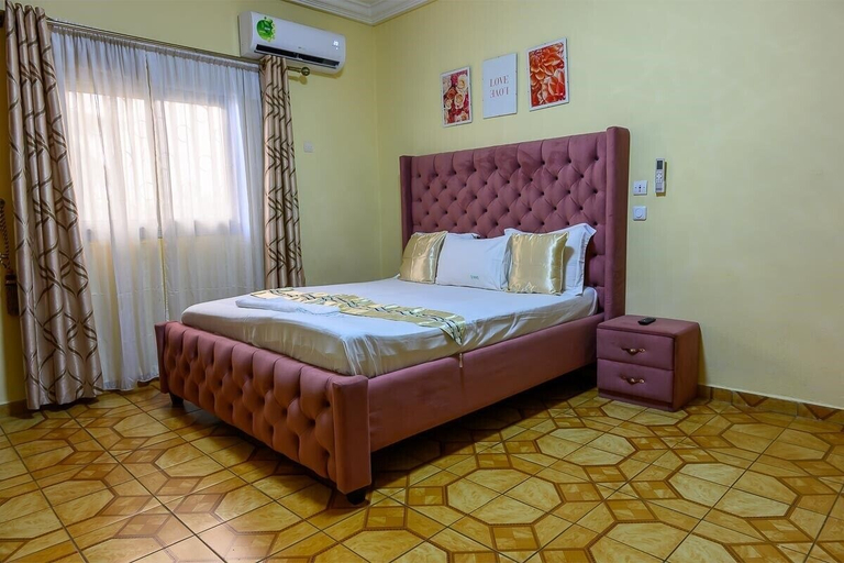 Room 4, Berlin Apartment at Residence Baho Douala Makepe BM, Wouri