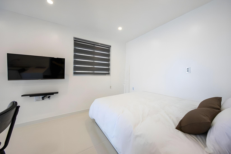 Bedroom 2, Gangneung Eonjena Sodol, Gangneung