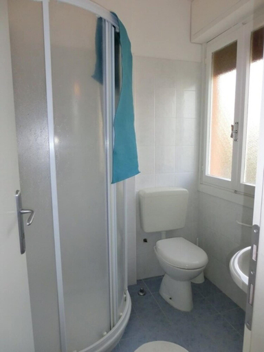 Bathroom, Adorable Flat With Terrace in Bibione - Beahost, Venezia