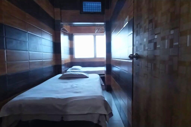 Room 5, Baba Hotel and Guest House, Gorakhpur